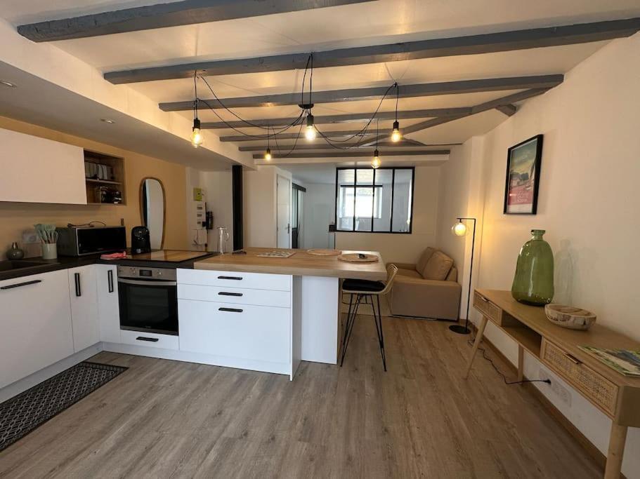 Appartement Moderne Avec Jardin Et Parking 瓦讷 外观 照片