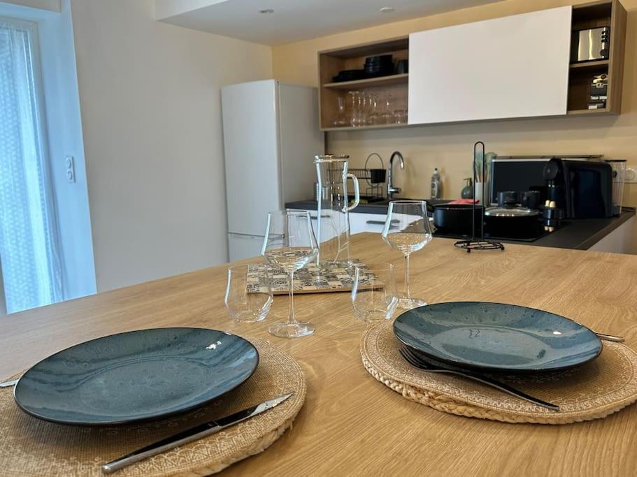 Appartement Moderne Avec Jardin Et Parking 瓦讷 外观 照片
